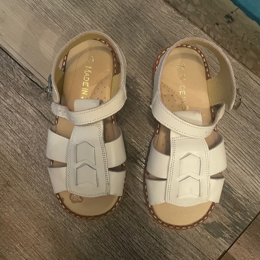 Zapaaventura white sandal